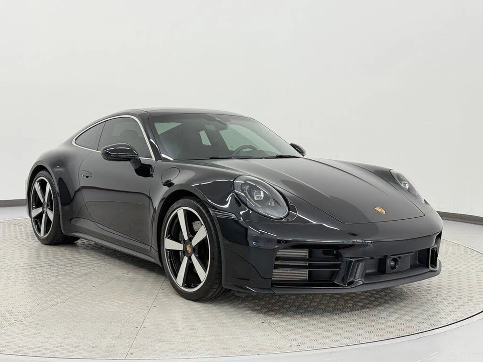 2026 Porsche 992 Carrera - Image 7 of 31