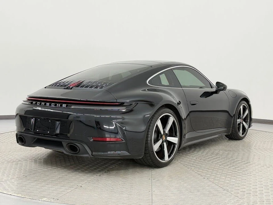 2026 Porsche 992 Carrera - Image 9 of 31
