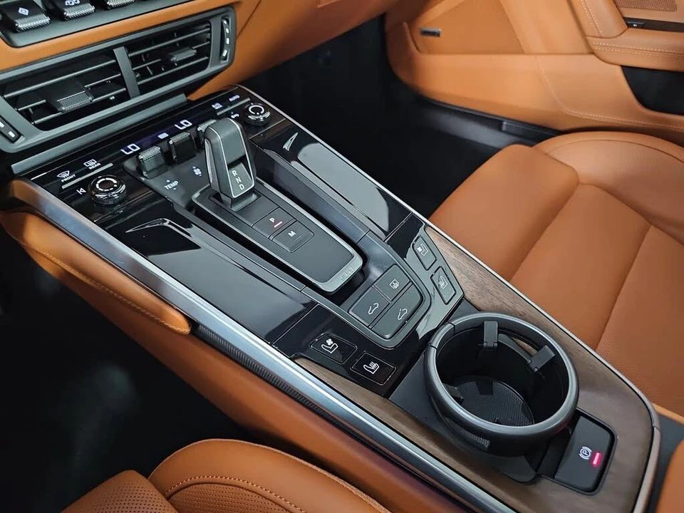 2026 Porsche 992 Carrera - Image 23 of 30