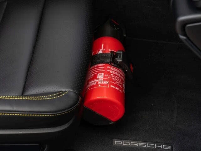 2026 Porsche 992 Carrera - Image 24 of 31