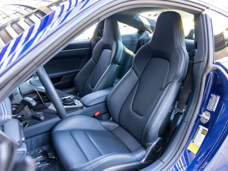 2026 Porsche 992 Carrera - Image 5 of 31