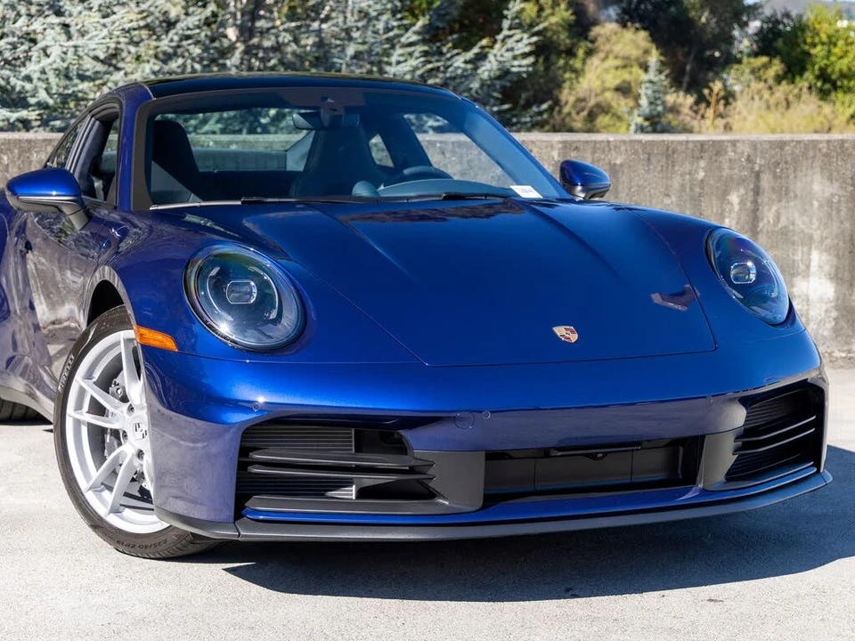 2026 Porsche 992 Carrera - Image 9 of 31