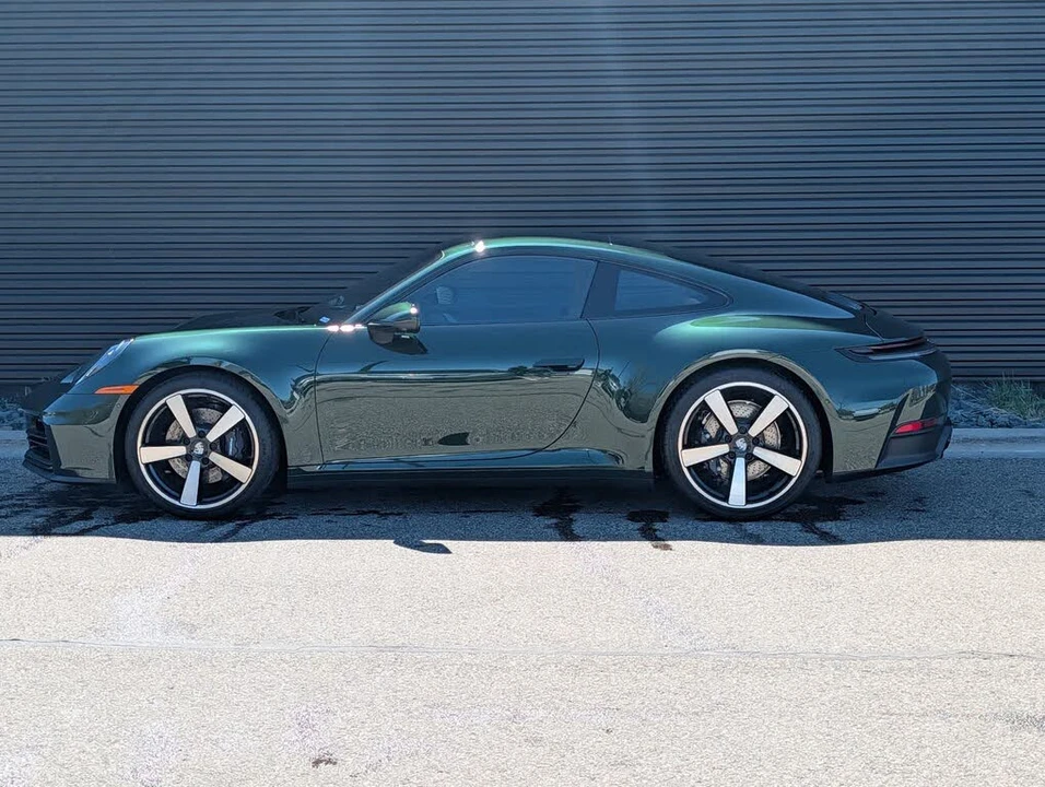 2026 Porsche 992 Carrera - Image 2 of 31