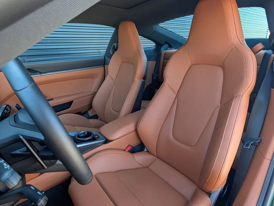2026 Porsche 992 Carrera - Image 5 of 31