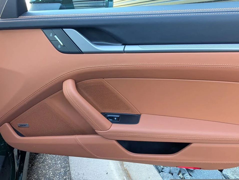 2026 Porsche 992 Carrera - Image 20 of 31
