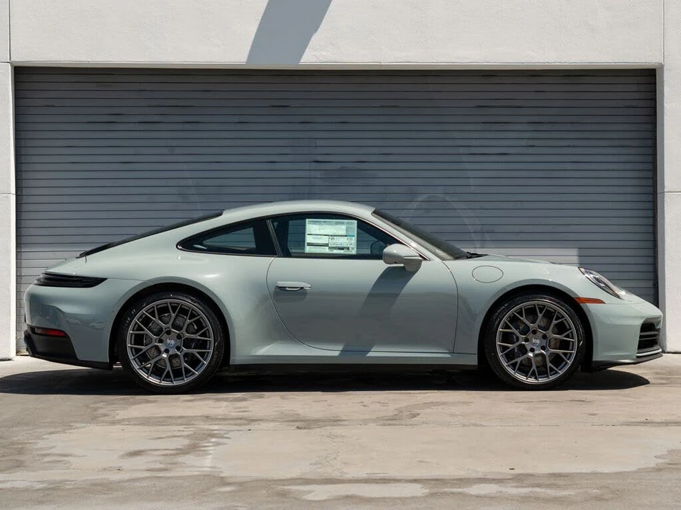 2026 Porsche 992 Carrera - Image 8 of 28