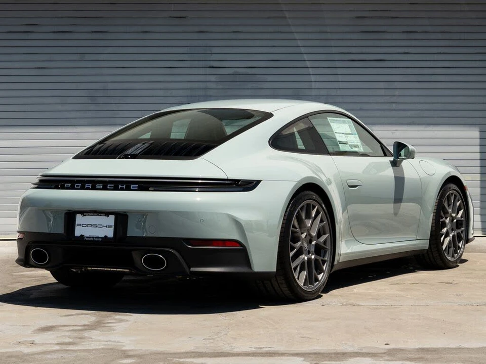 2026 Porsche 992 Carrera - Image 7 of 28