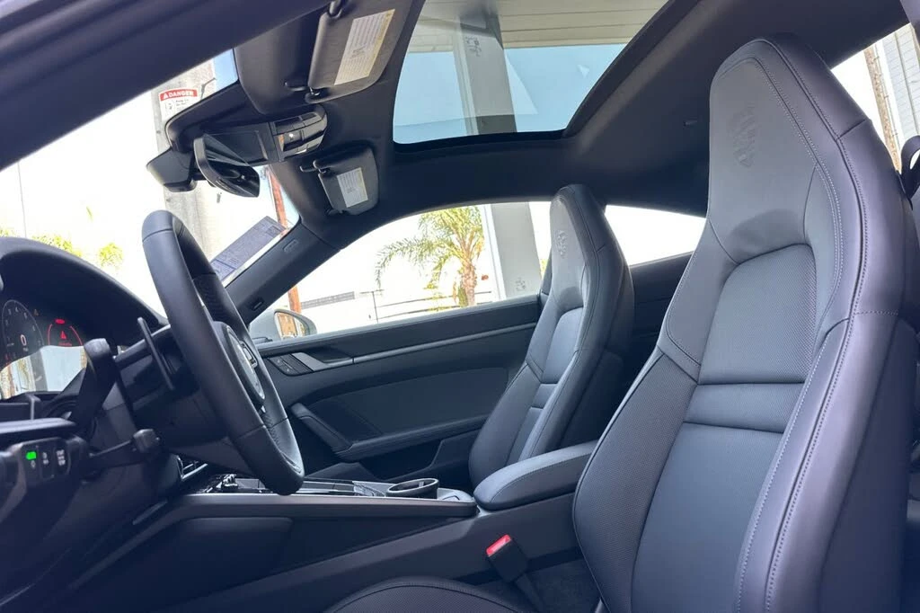 2026 Porsche 992 Carrera - Image 5 of 28