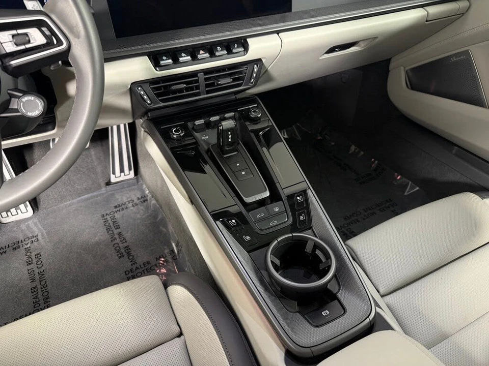 2026 Porsche 992 Carrera - Image 25 of 29