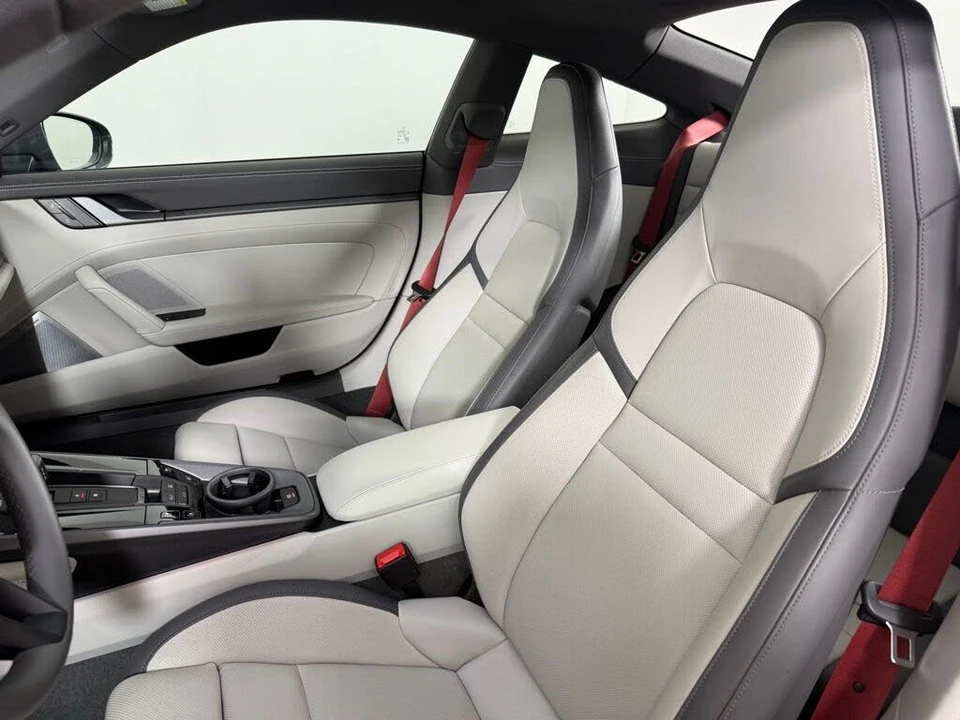 2026 Porsche 992 Carrera - Image 5 of 29