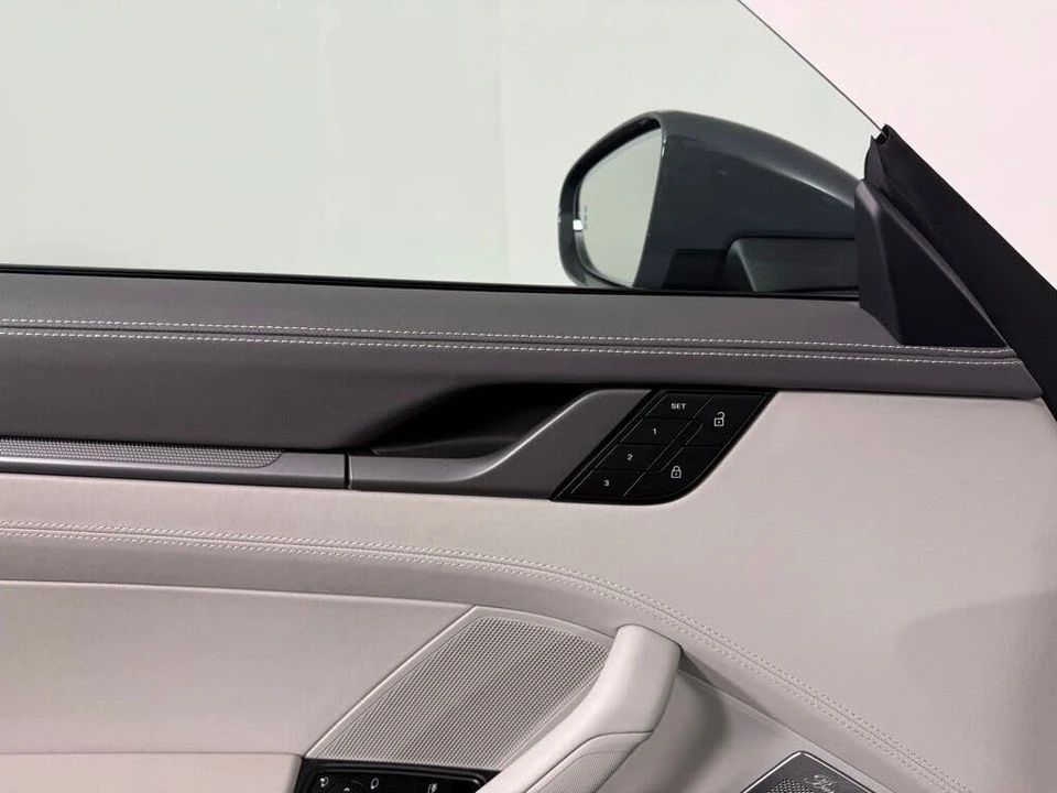2026 Porsche 992 Carrera - Image 19 of 29