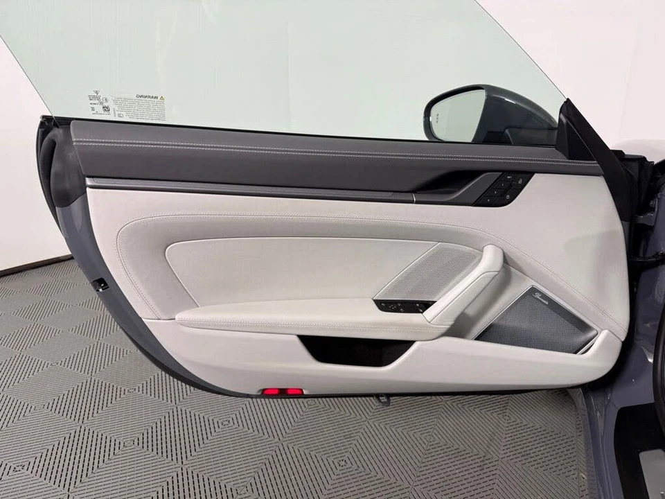 2026 Porsche 992 Carrera - Image 18 of 29