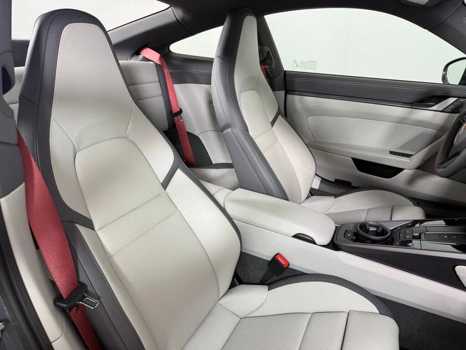 2026 Porsche 992 Carrera - Image 16 of 29