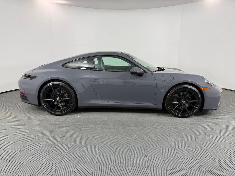 2026 Porsche 992 Carrera - Image 8 of 29