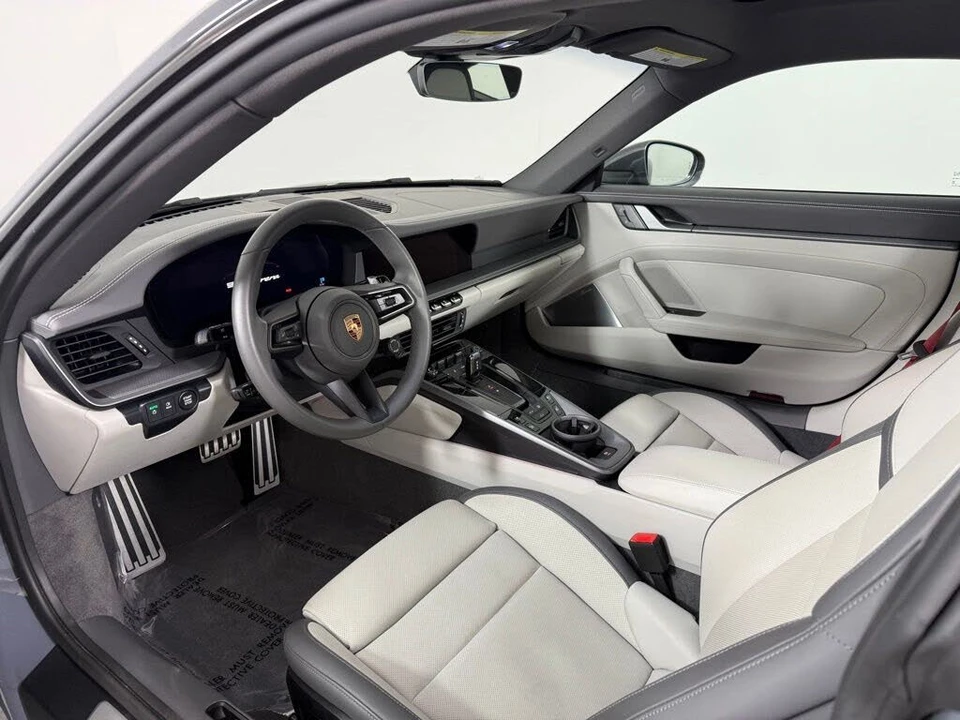 2026 Porsche 992 Carrera - Image 4 of 29