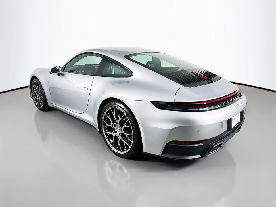 2026 Porsche 992 Carrera - Image 3 of 30