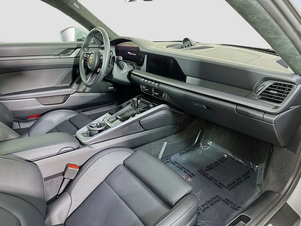 2026 Porsche 992 Carrera - Image 26 of 30