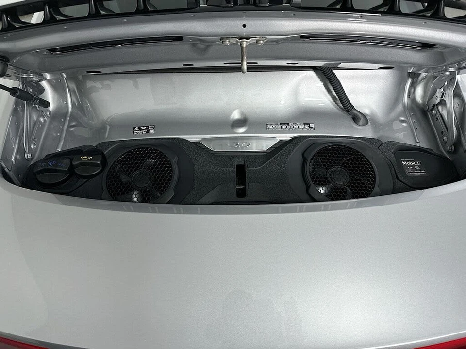 2026 Porsche 992 Carrera - Image 27 of 30