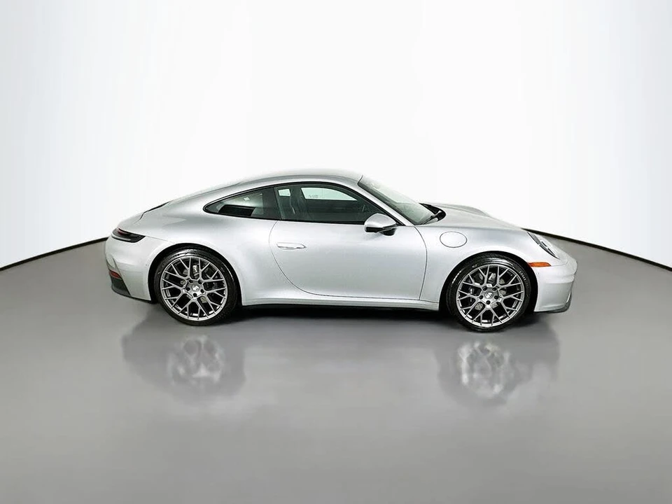 2026 Porsche 992 Carrera - Image 8 of 30