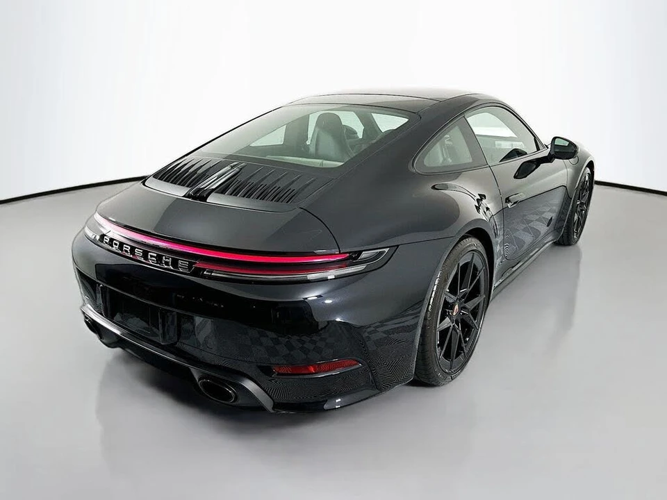 2026 Porsche 992 Carrera - Image 9 of 31
