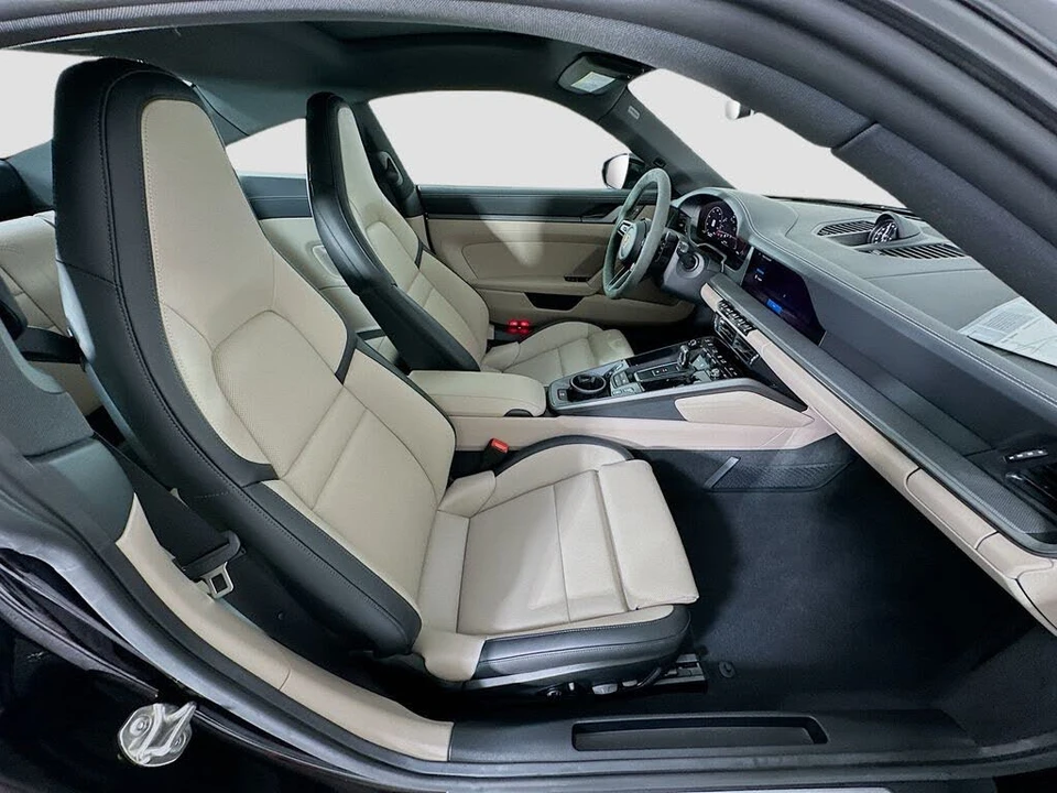 2026 Porsche 992 Carrera - Image 29 of 31