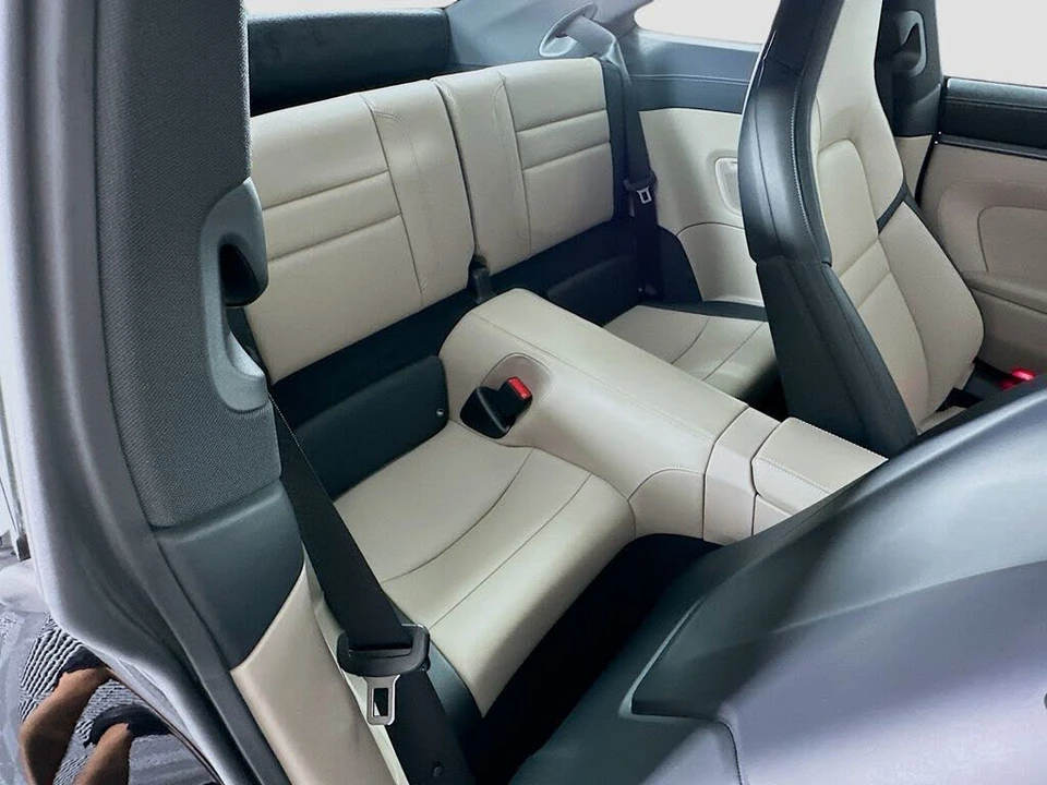 2026 Porsche 992 Carrera - Image 27 of 31
