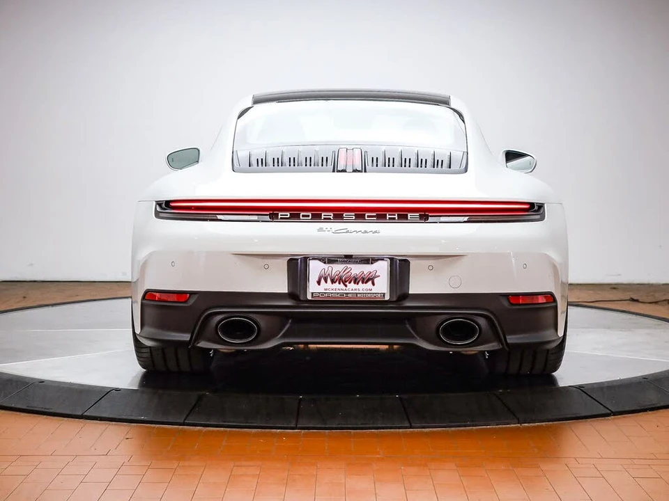 2026 Porsche 992 Carrera - Image 7 of 27