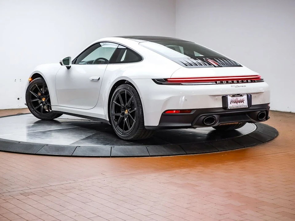2026 Porsche 992 Carrera - Image 3 of 27