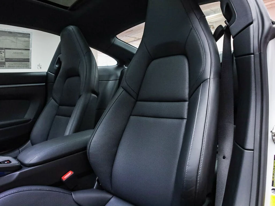 2026 Porsche 992 Carrera - Image 5 of 27
