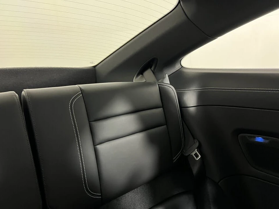 2026 Porsche 992 Carrera - Image 17 of 25