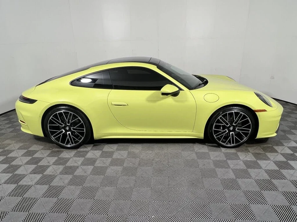 2026 Porsche 992 Carrera - Image 8 of 25