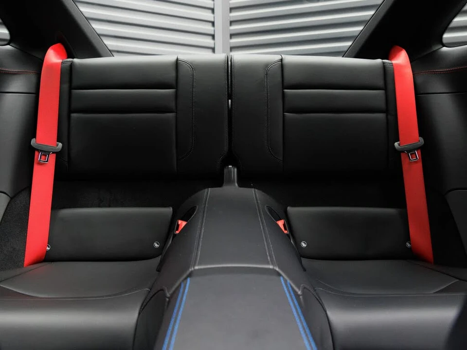 2026 Porsche 992 Carrera - Image 29 of 31