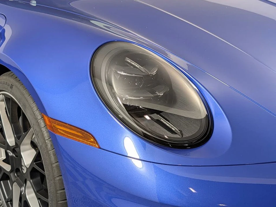 2026 Porsche 992 Carrera - Image 15 of 31