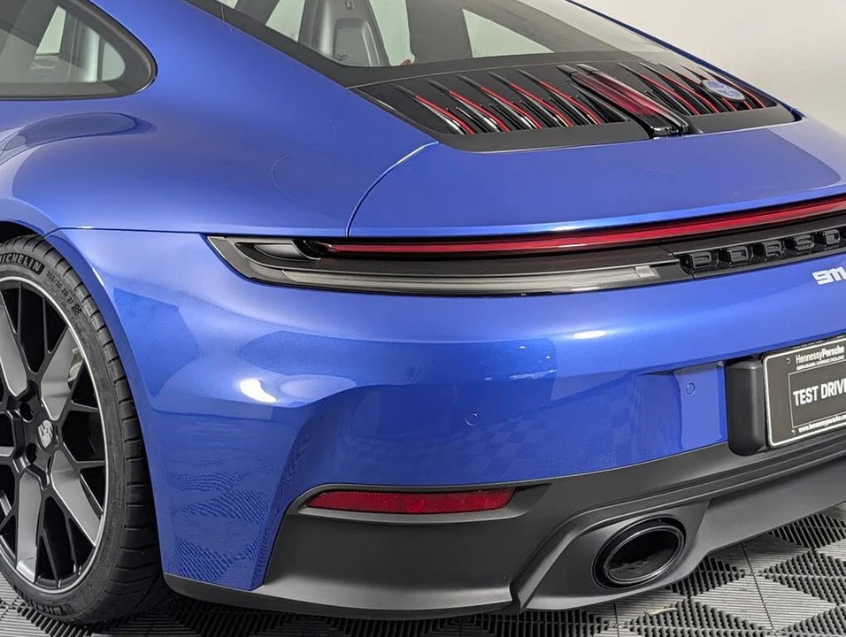 2026 Porsche 992 Carrera - Image 16 of 31