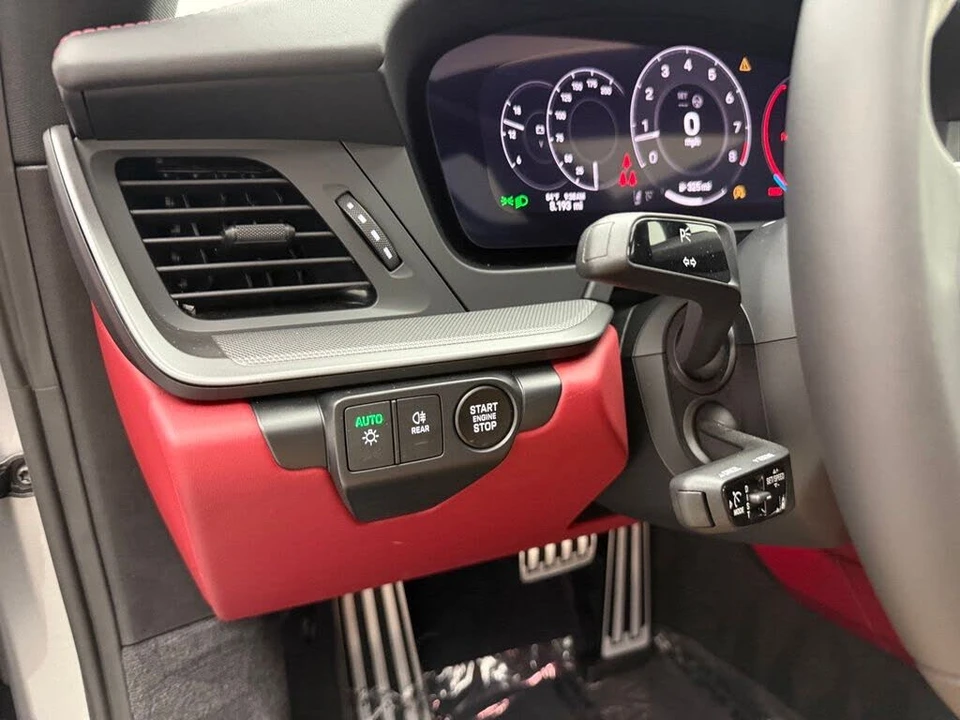 2026 Porsche 992 Carrera - Image 20 of 31