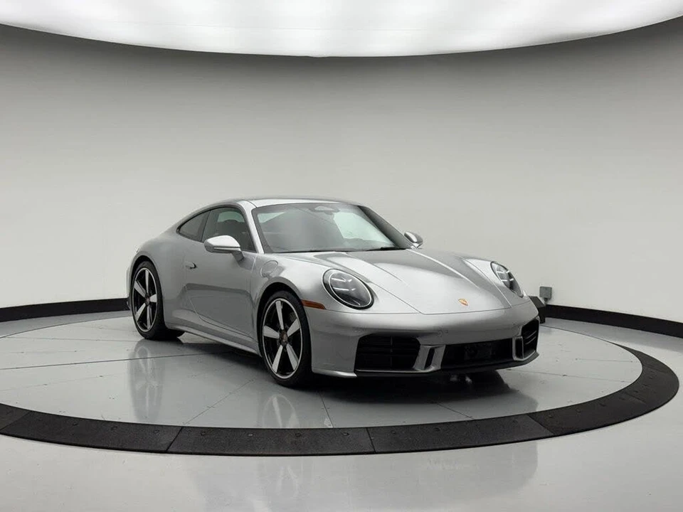 2026 Porsche 992 Carrera - Image 9 of 31