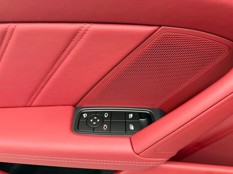 2026 Porsche 992 Carrera - Image 23 of 31