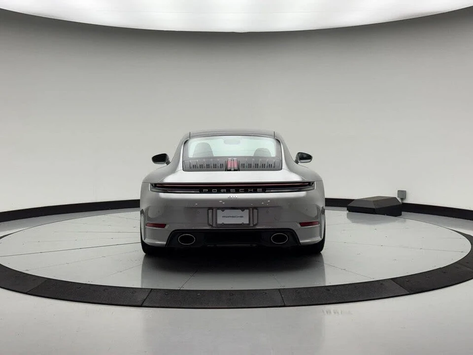 2026 Porsche 992 Carrera - Image 8 of 31
