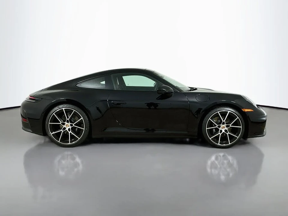 2026 Porsche 992 Carrera - Image 4 of 31