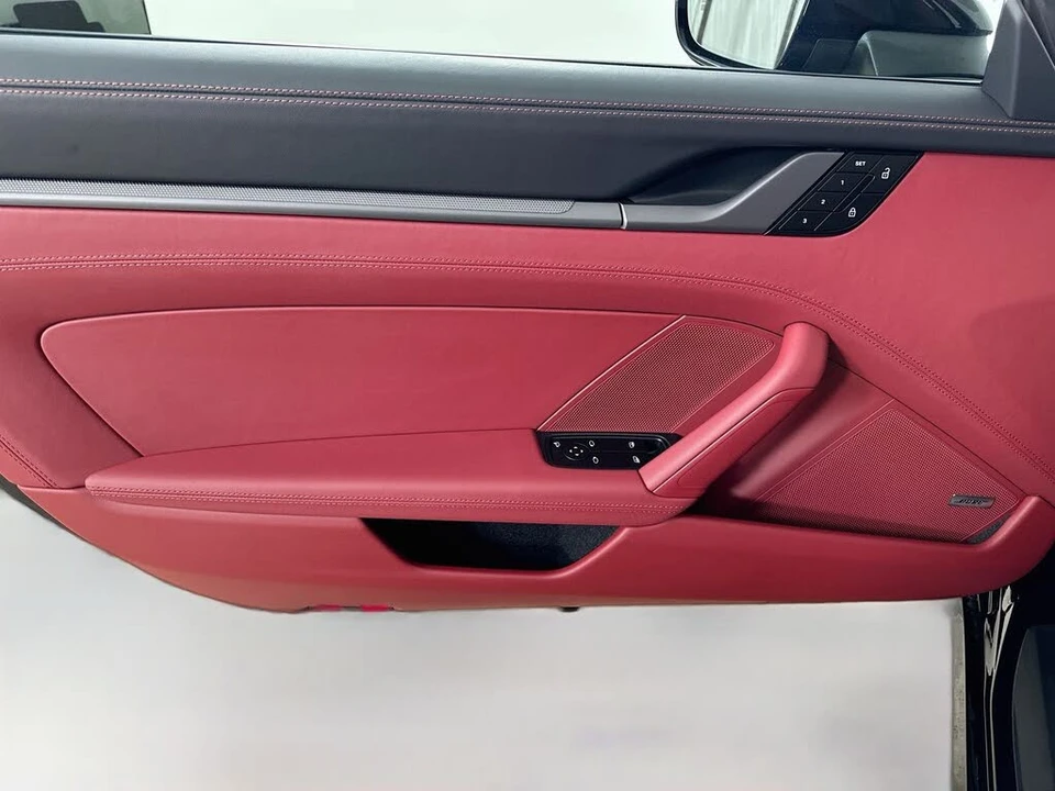 2026 Porsche 992 Carrera - Image 16 of 31