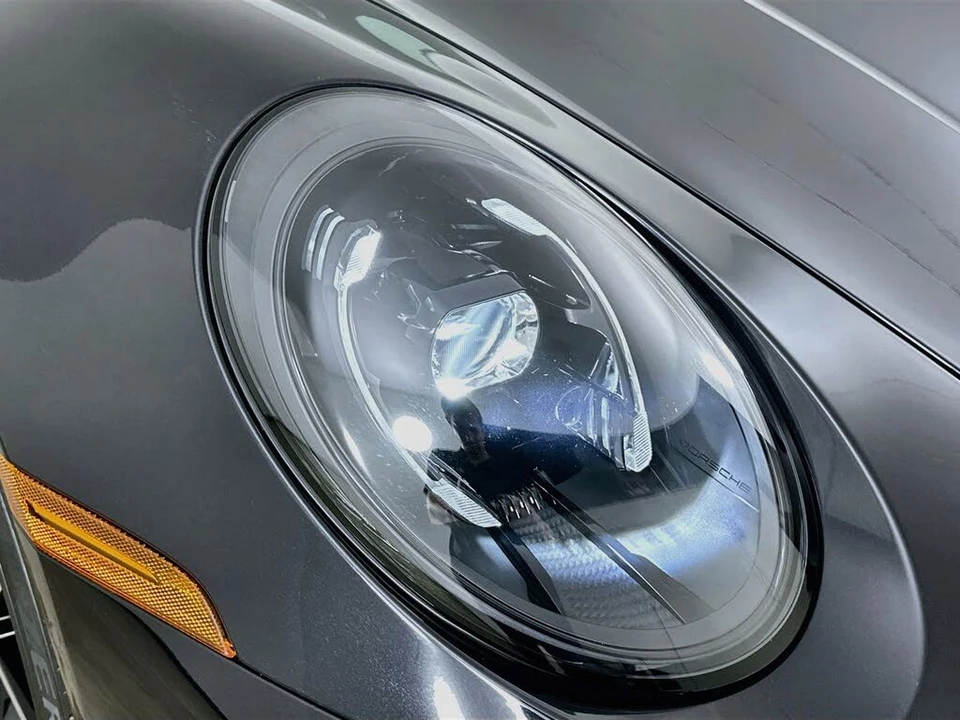 2026 Porsche 992 Carrera - Image 9 of 31