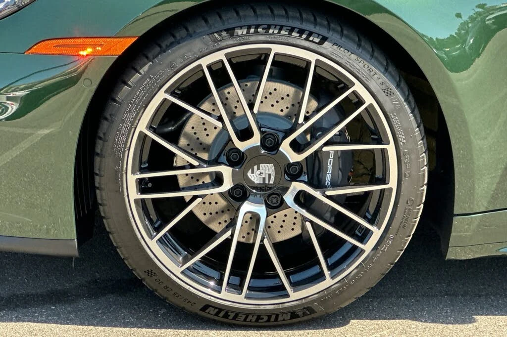 2026 Porsche 992 Carrera - Image 26 of 28