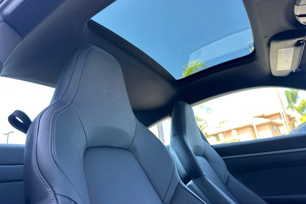 2026 Porsche 992 Carrera - Image 16 of 28