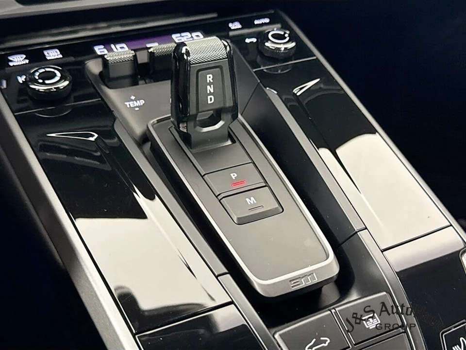 2026 Porsche 992 Carrera - Image 22 of 31
