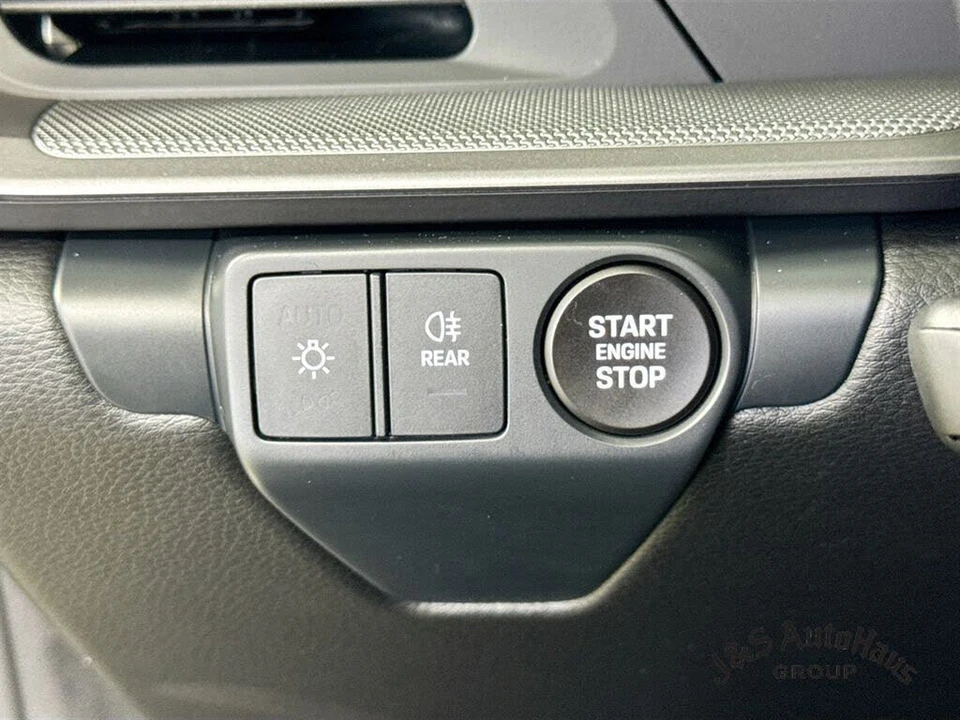 2026 Porsche 992 Carrera - Image 10 of 31