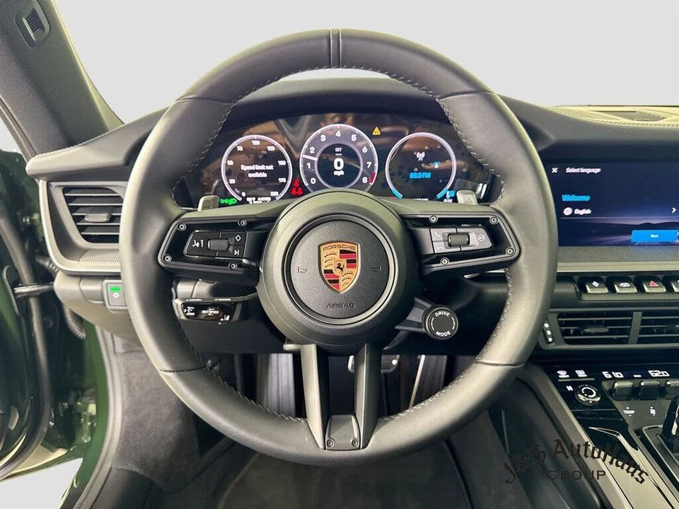 2026 Porsche 992 Carrera - Image 12 of 31
