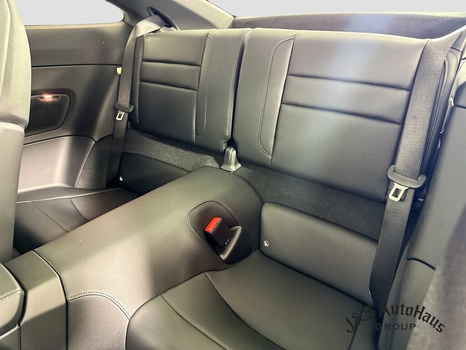 2026 Porsche 992 Carrera - Image 28 of 31