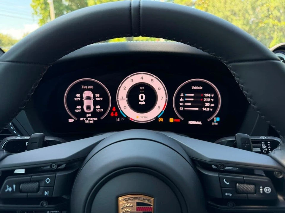 2026 Porsche 992 Carrera - Image 10 of 27