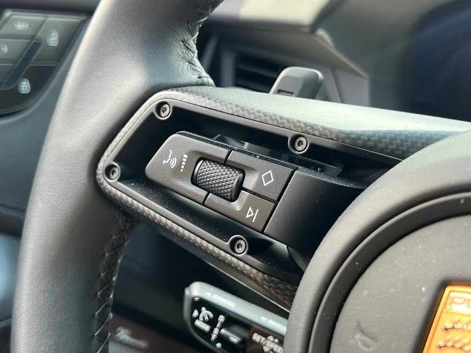 2026 Porsche 992 Carrera - Image 20 of 31