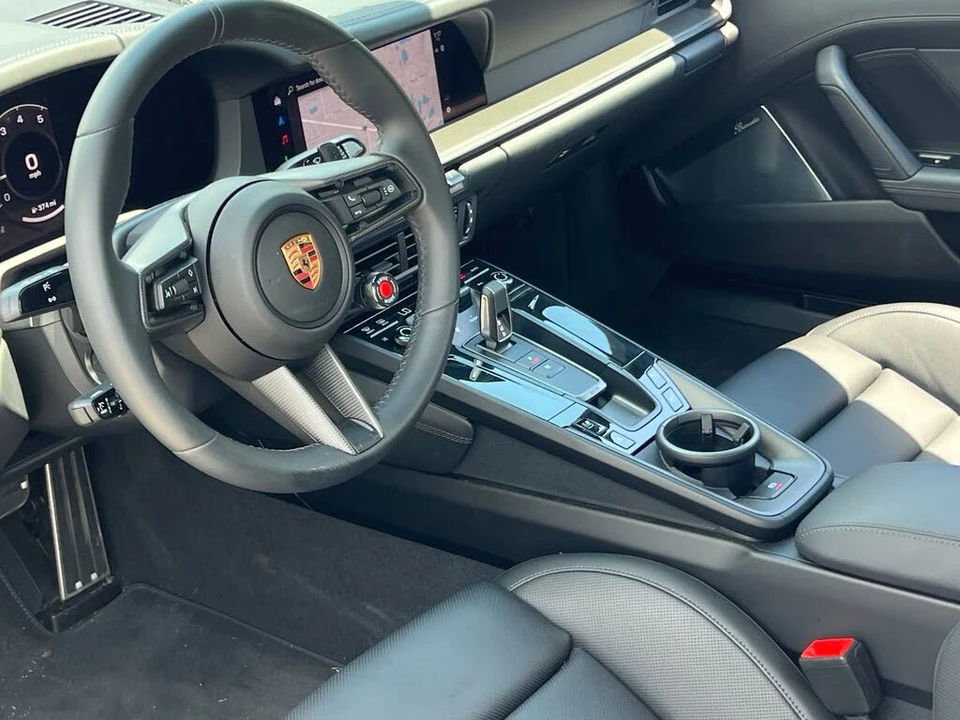 2026 Porsche 992 Carrera - Image 16 of 31